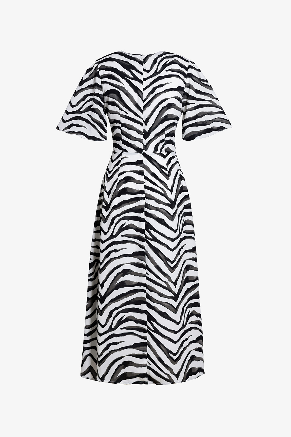 Đầm chữ A họa tiết tay loe cổ tim