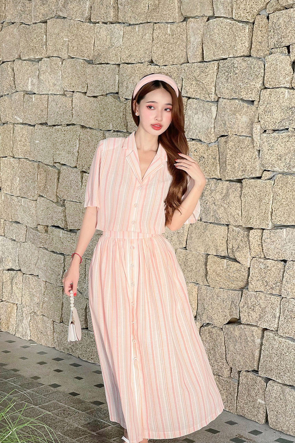 Áo sơ mi cổ đan tông họa tiết sọc