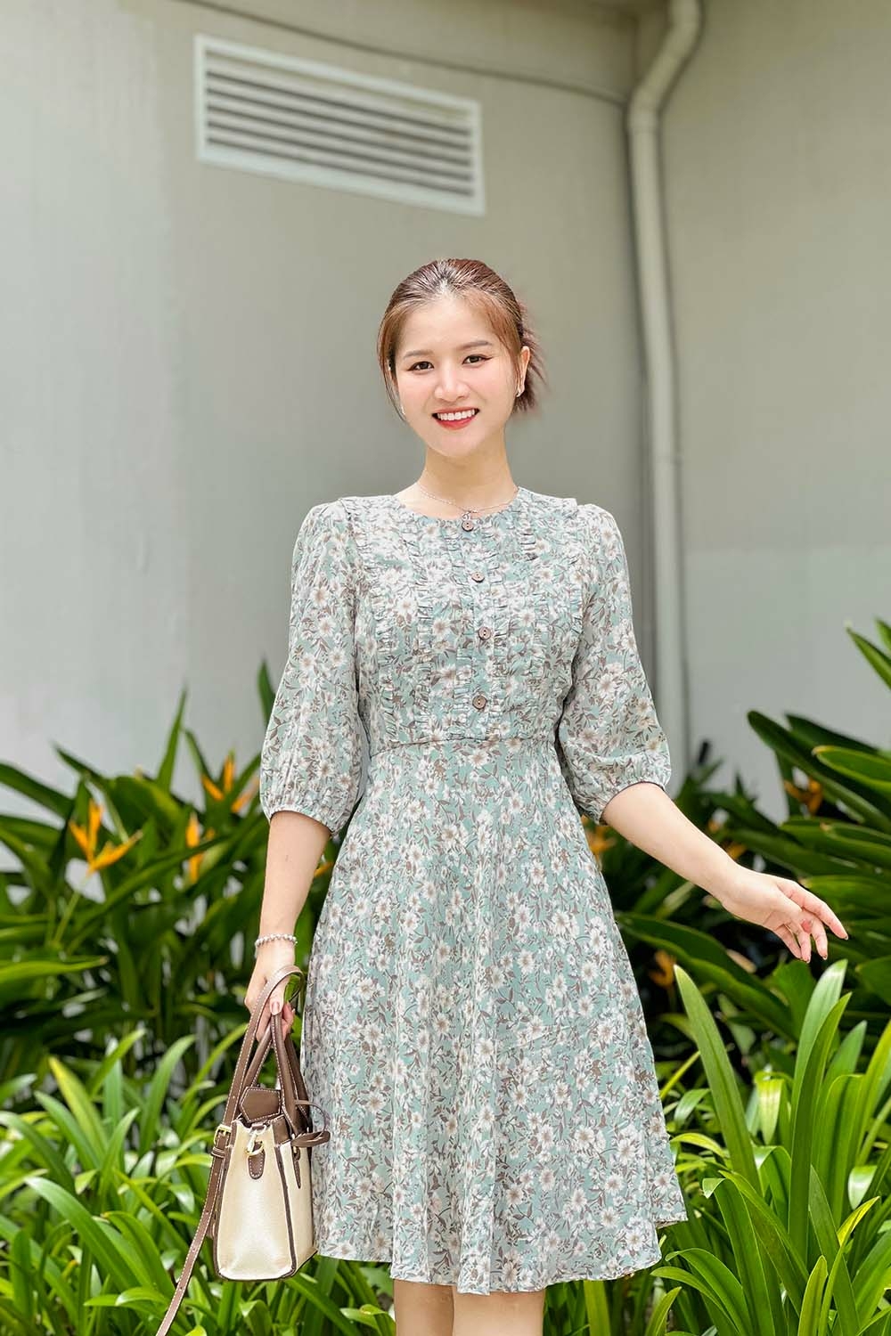 Đầm xòe hoa voan lụa tay lửng cổ tròn KK167-28