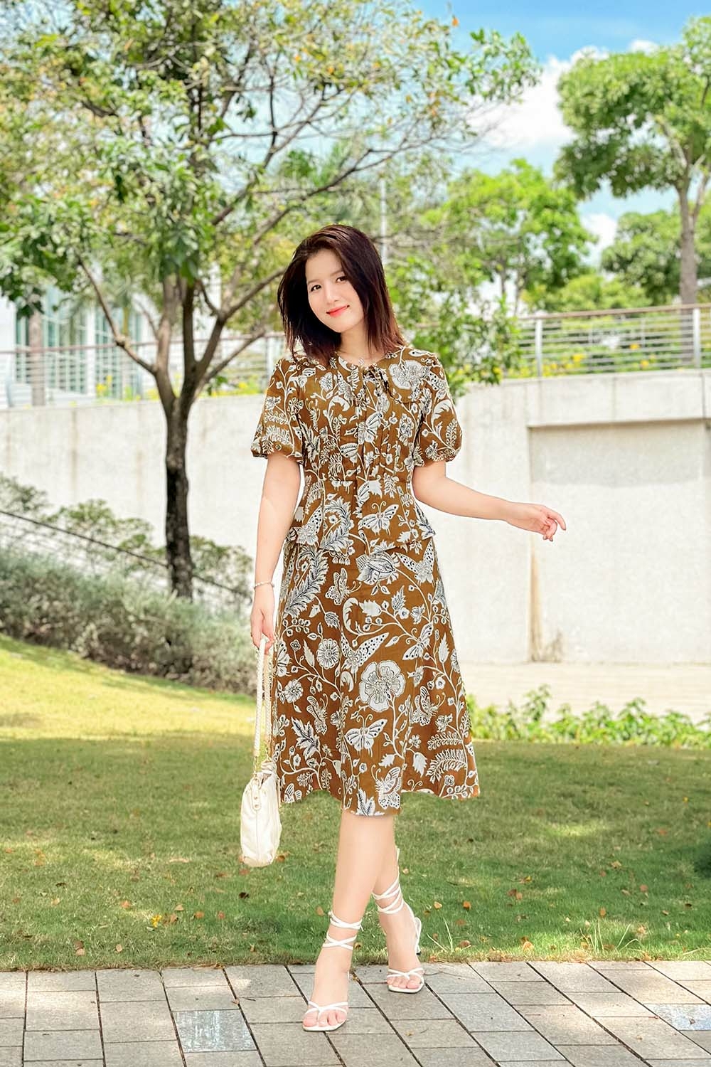 Đầm chữ A dáng peplum phối họa tiết HL27-22