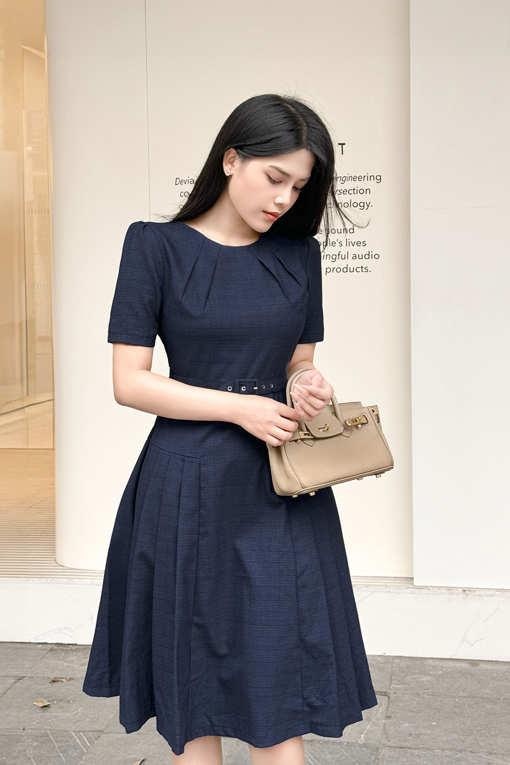 Đầm công sở dáng xòe xếp ly phối belt