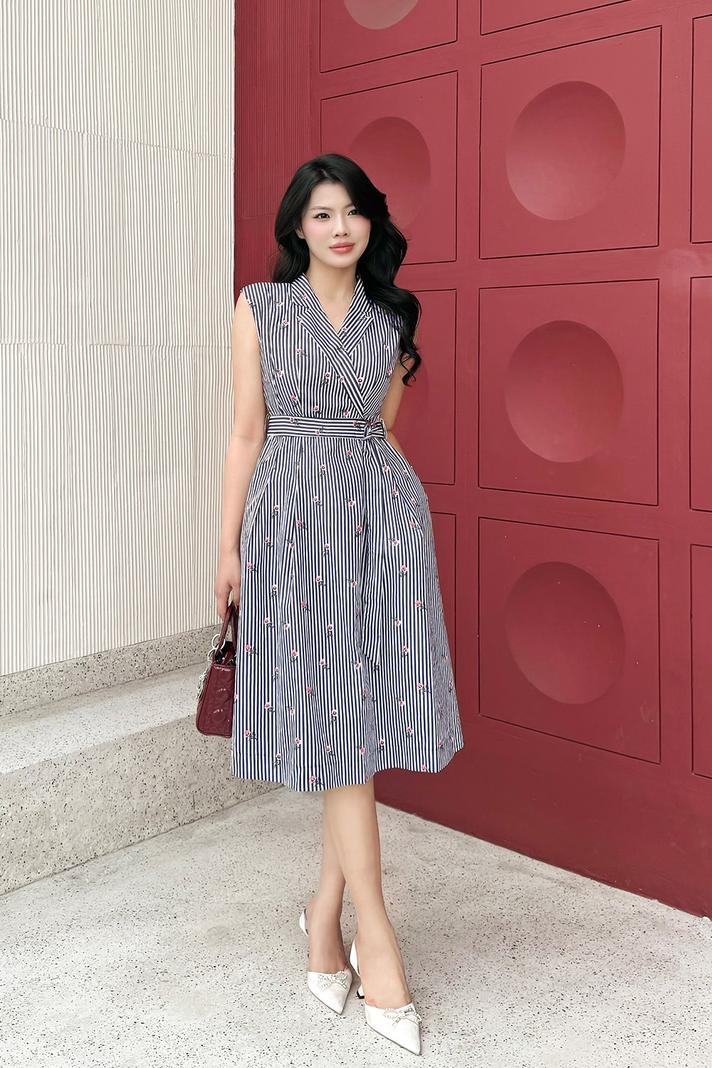 Đầm xòe hoa nhí kẻ sọc phối belt