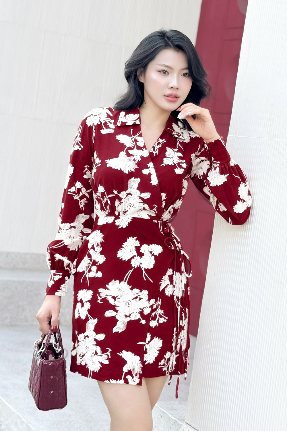 Đầm wrap dress họa tiết hoa tay dài