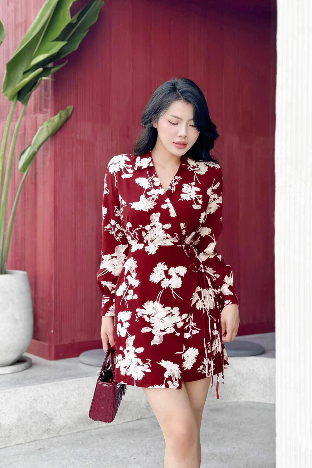 Đầm wrap dress họa tiết hoa tay dài