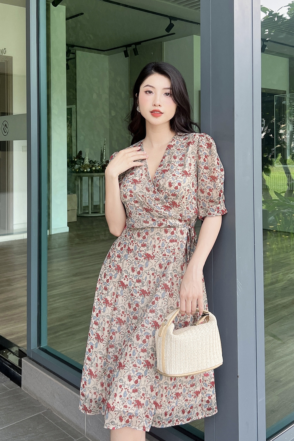 Đầm hoa dáng chữ A cổ V thắt nơ eo