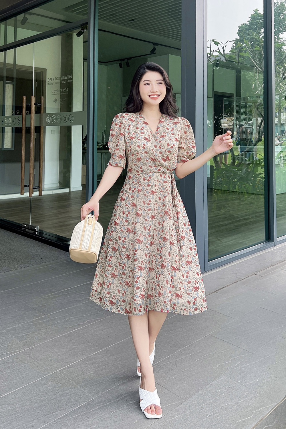 Đầm hoa dáng chữ A cổ V thắt nơ eo