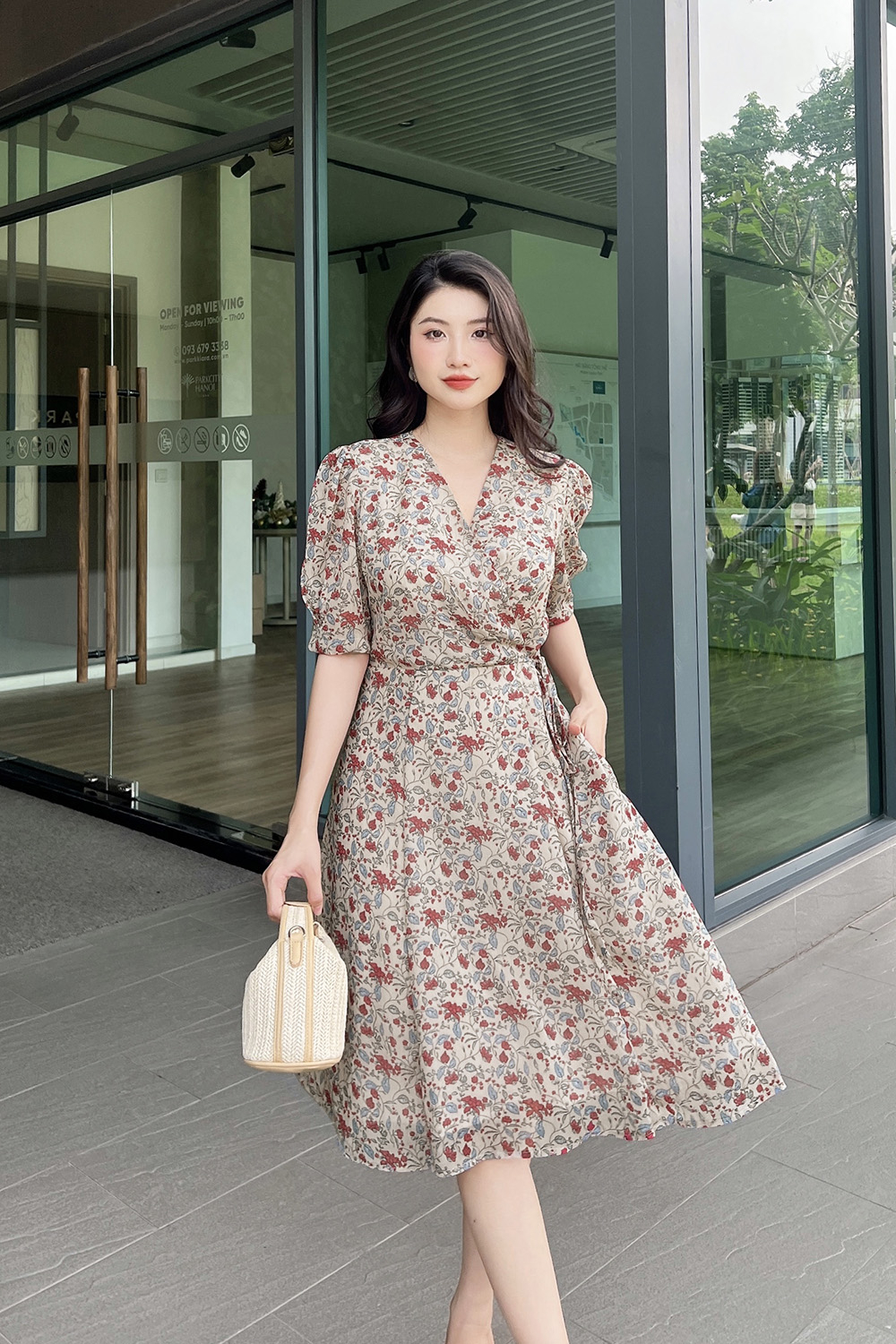 Đầm hoa dáng chữ A cổ V thắt nơ eo