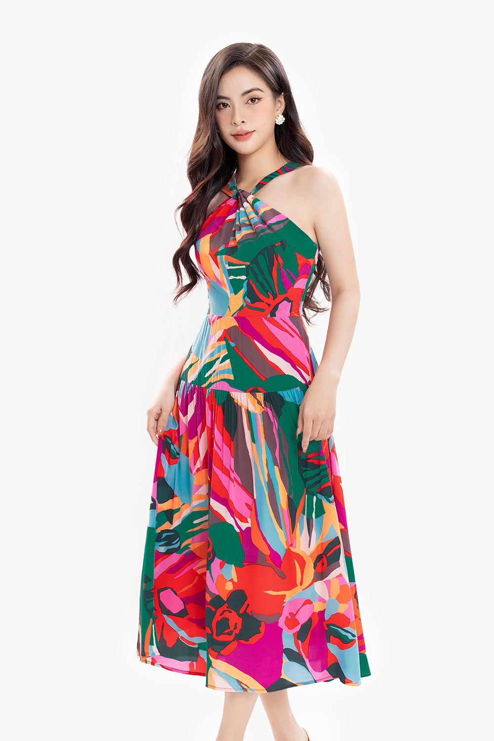 Đầm xòe họa tiết cổ yếm dài qua gối