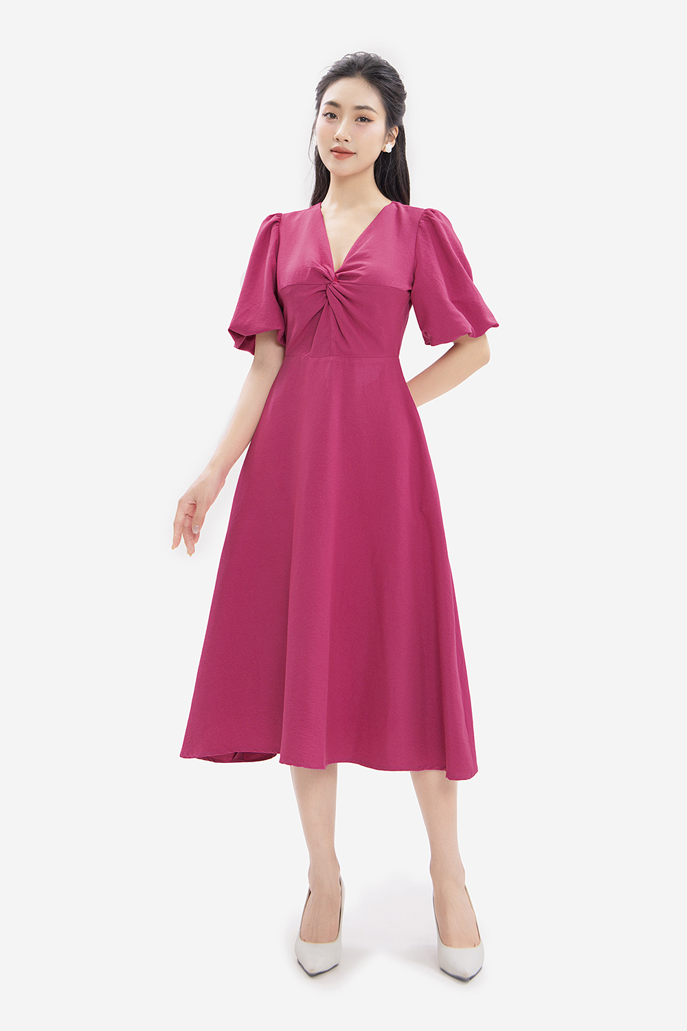 Đầm xòe chữ A màu hồng cổ V xoắn ngực