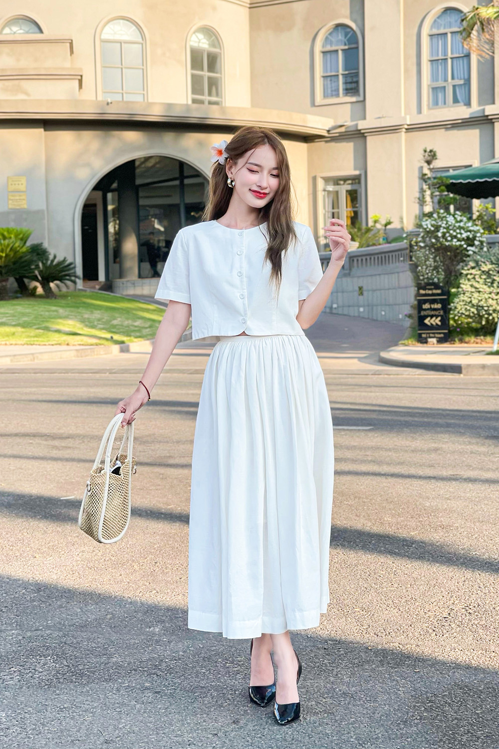 Chân váy xòe midi linen màu trắng
