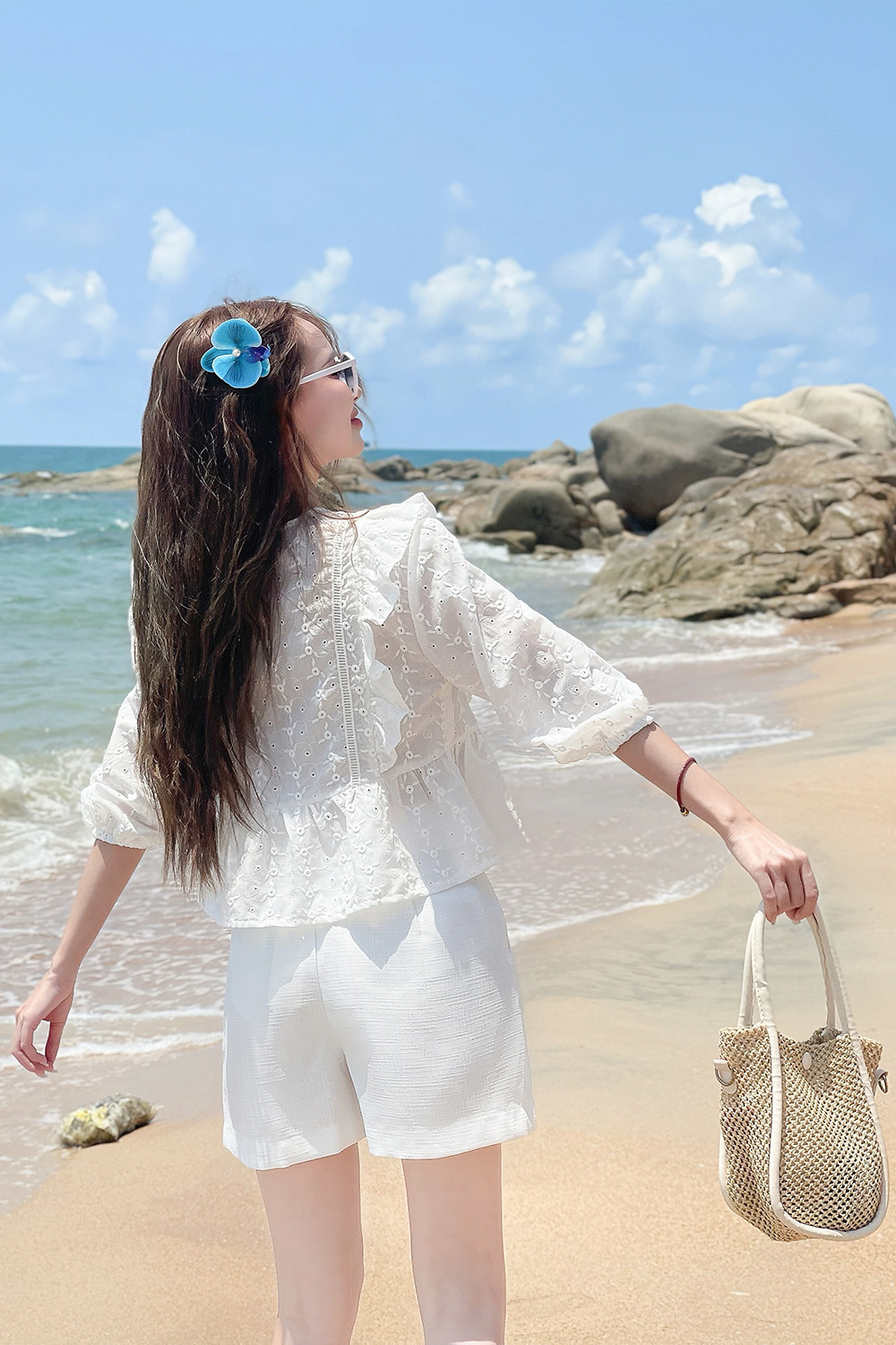 Áo kiểu công sở cổ v phối bèo