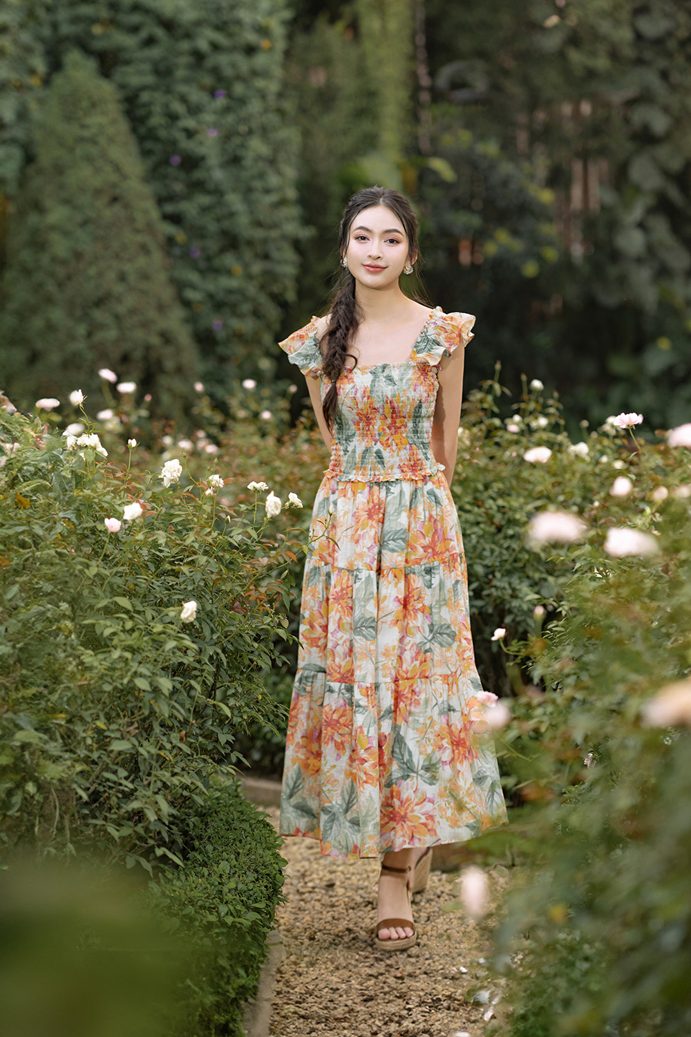 Đầm hoa hai dây dáng xòe dài qua gối KK167-29