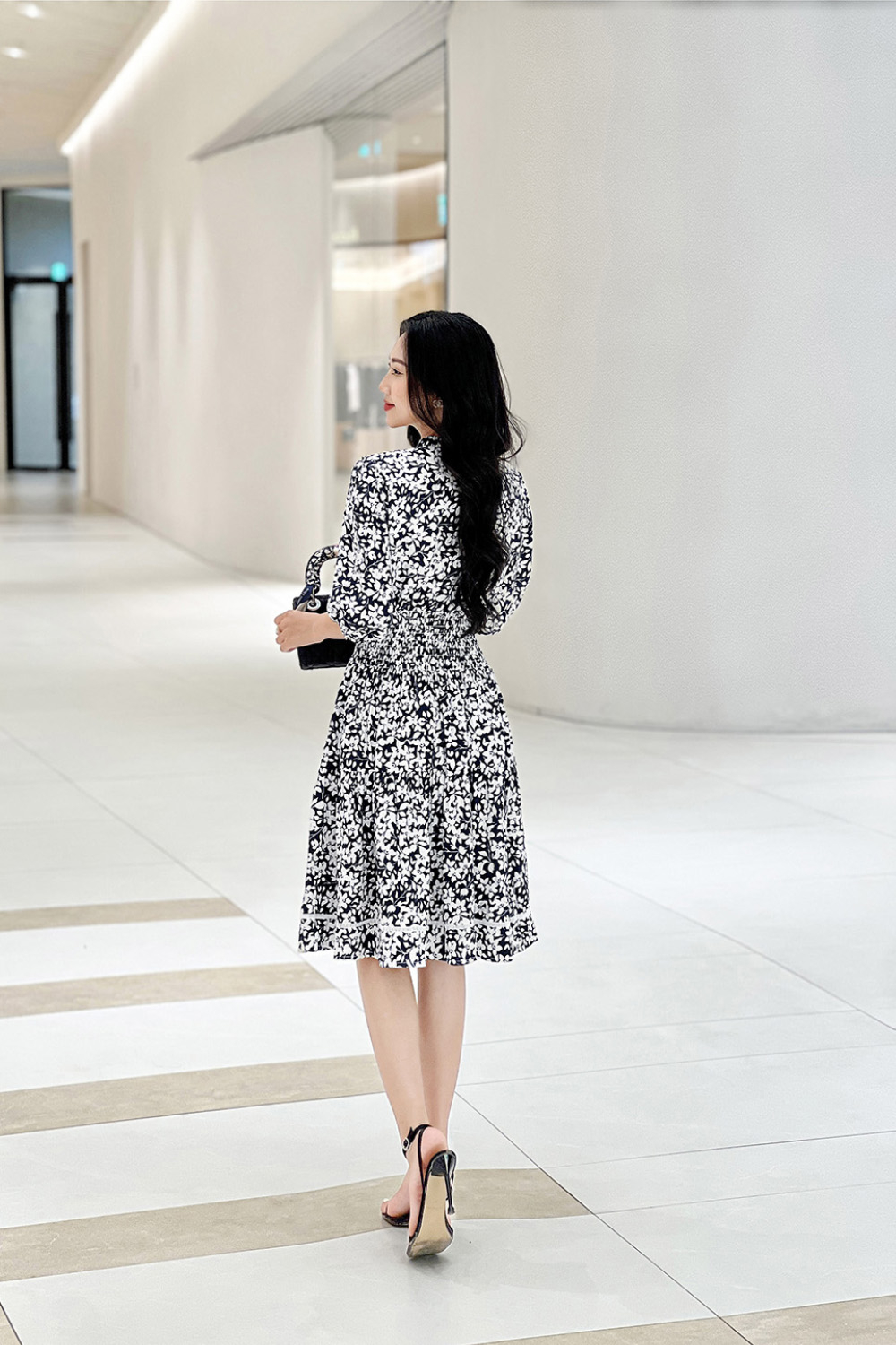 Đầm hoa công sở dáng xòe eo bo chun