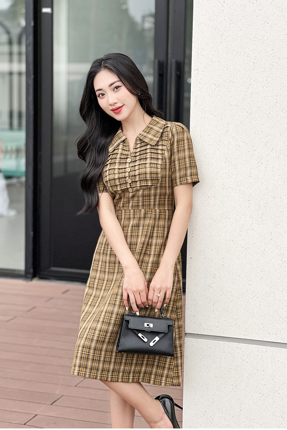 Đầm công sở caro chữ A cổ sơ mi