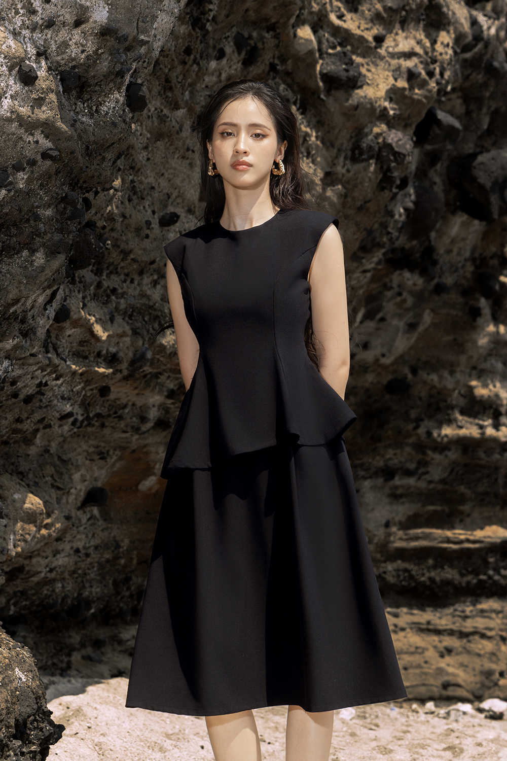 Đầm peplum công sở liền thân màu đen