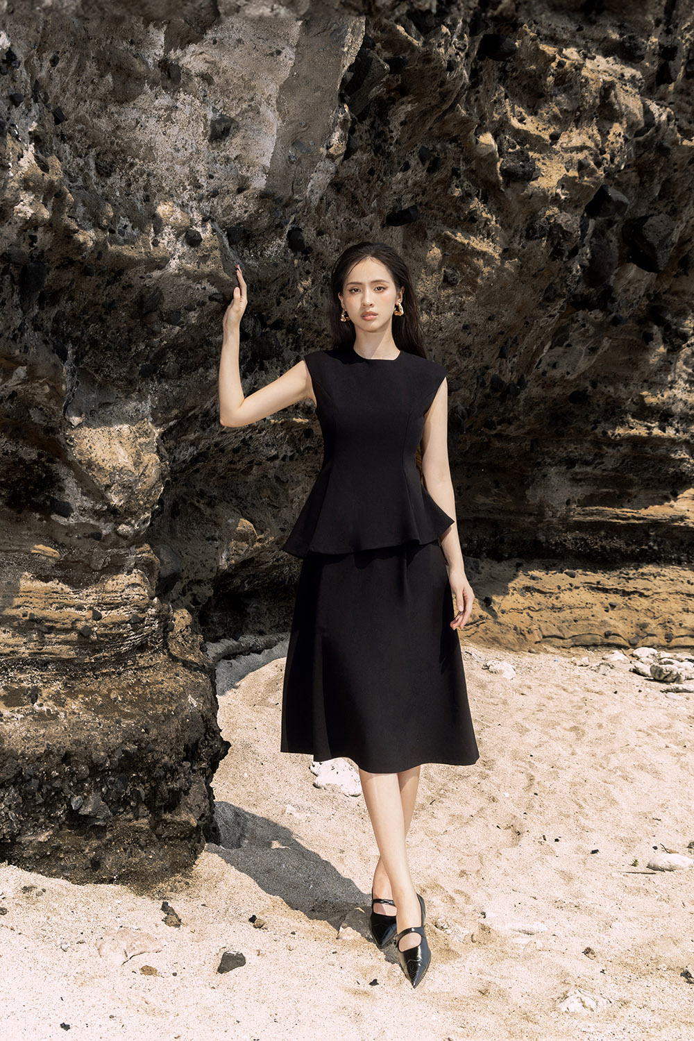 Đầm peplum công sở liền thân màu đen KK167-36