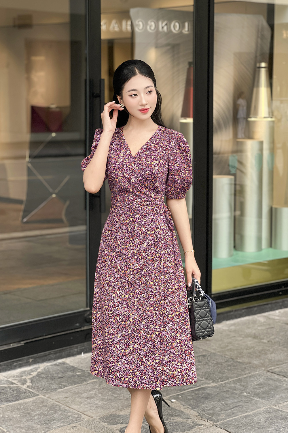 Đầm hoa nhí dáng chữ A cổ V phối nơ eo