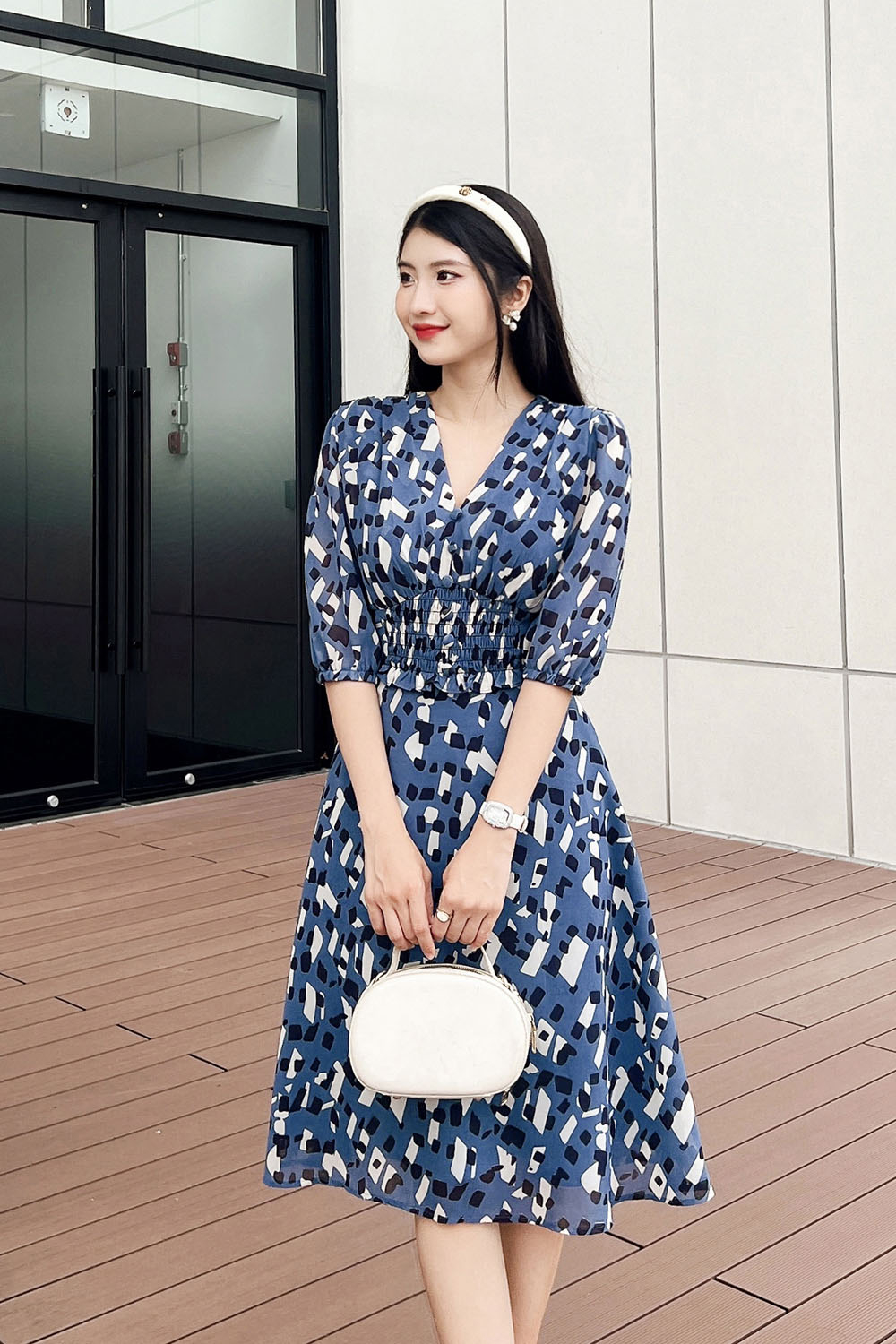 Đầm voan xanh họa tiết dáng chữ A xòe