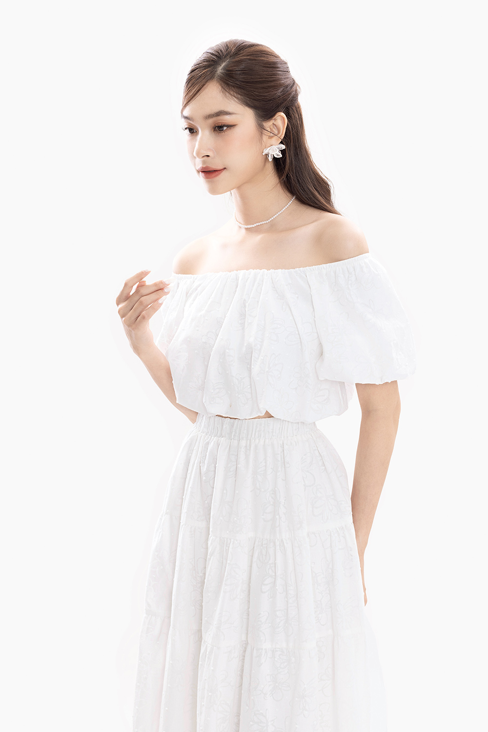 Áo kiểu croptop bẹt vai tay phồng