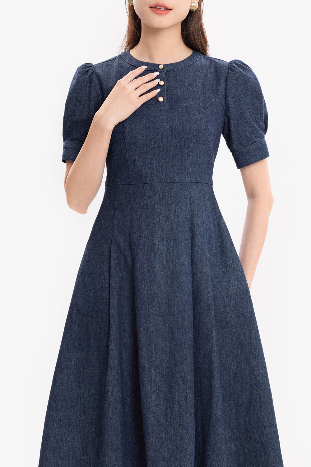 Đầm công sở denim dáng xòe