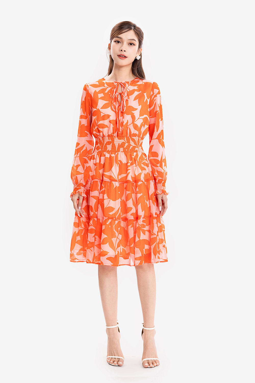 Đầm voan dáng xòe tay dài eo bo chun