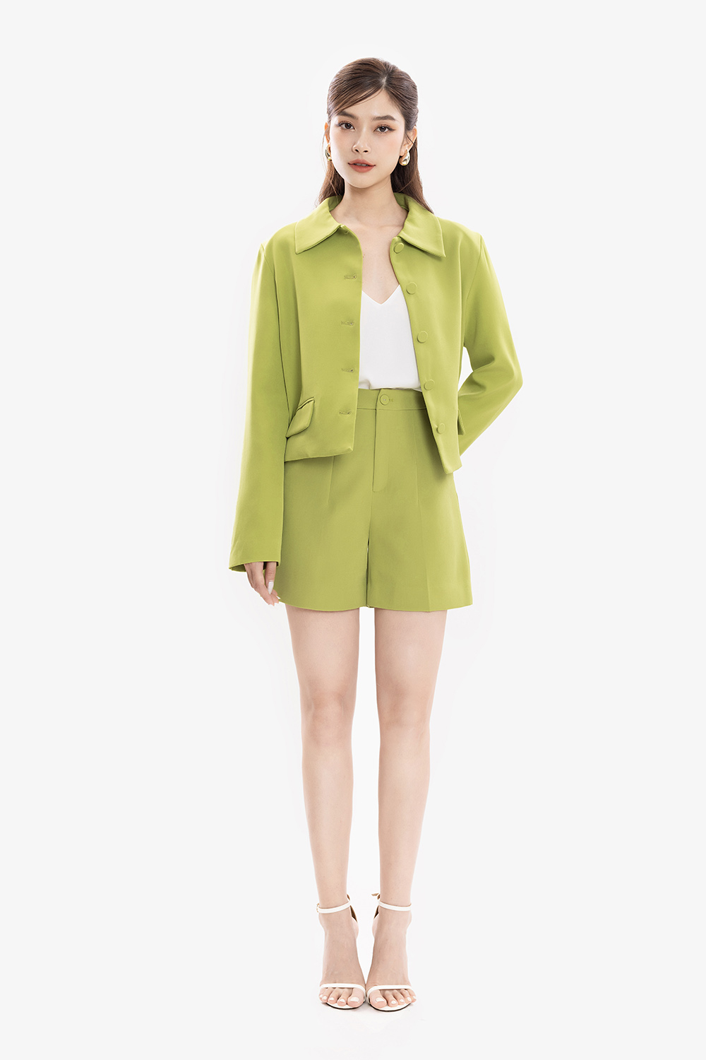 Quần short nữ lưng cao màu xanh cyber lime