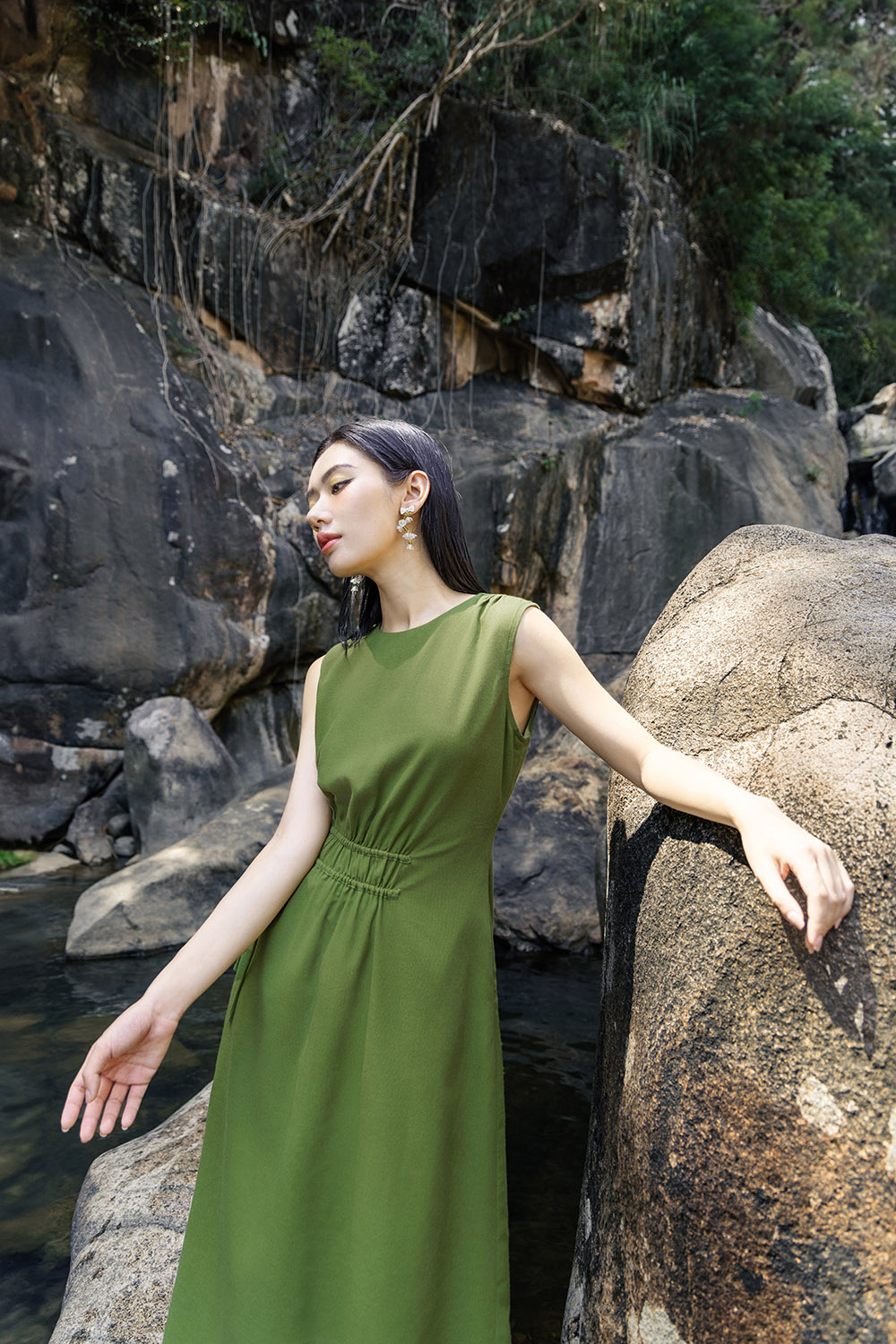 Đầm xòe sát nách eo bo chun