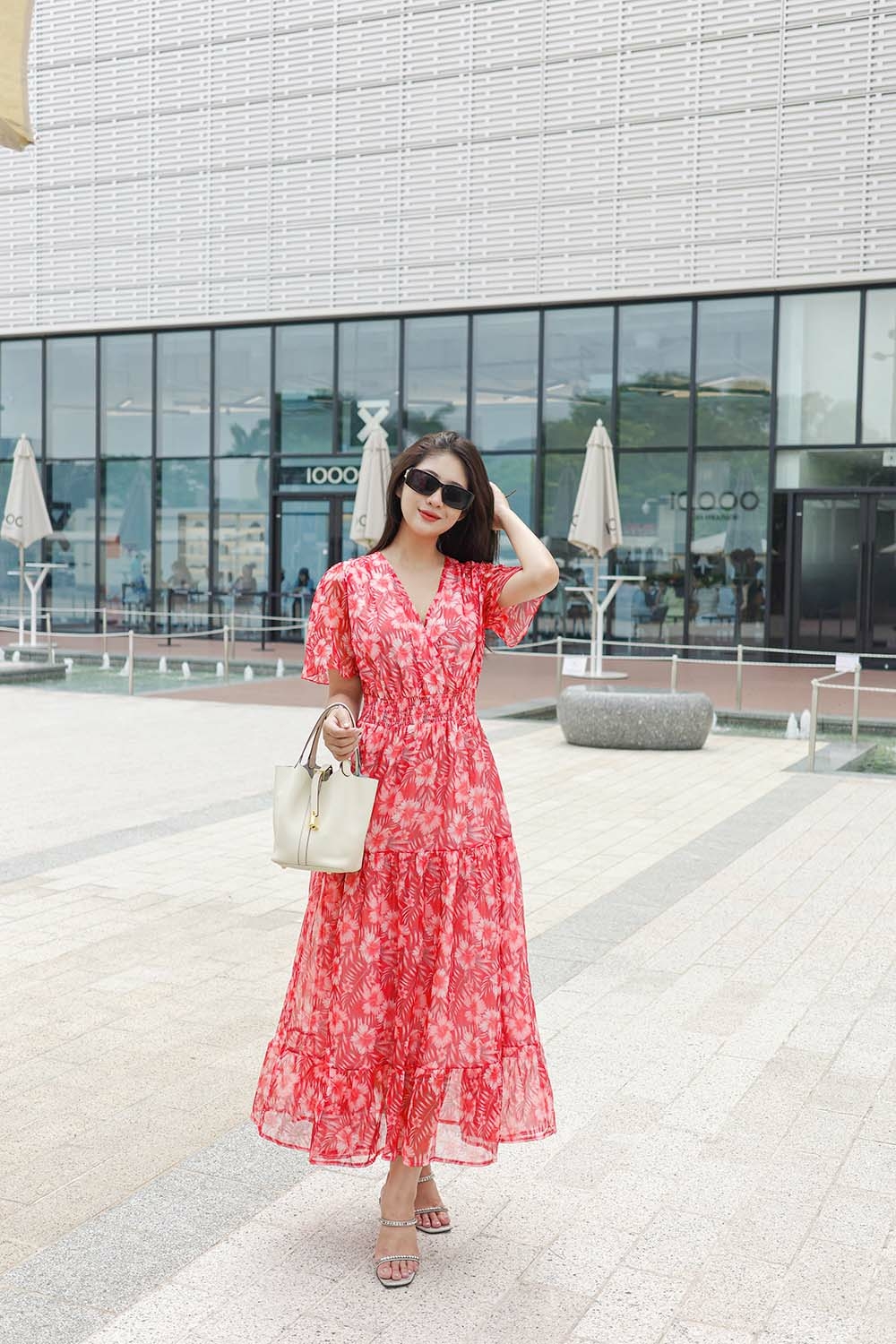 Đầm hoa dáng xòe dài cổ V nhấn eo KK168-37