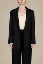 Áo khoác blazer nữ tay dài màu đen