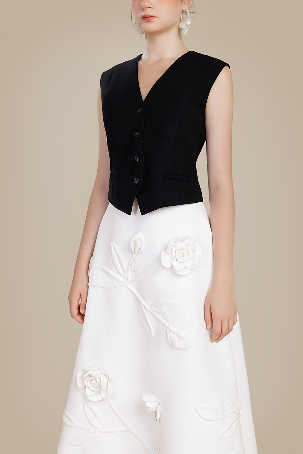 Áo gile nữ màu đen chất liệu gold gân cao cấp