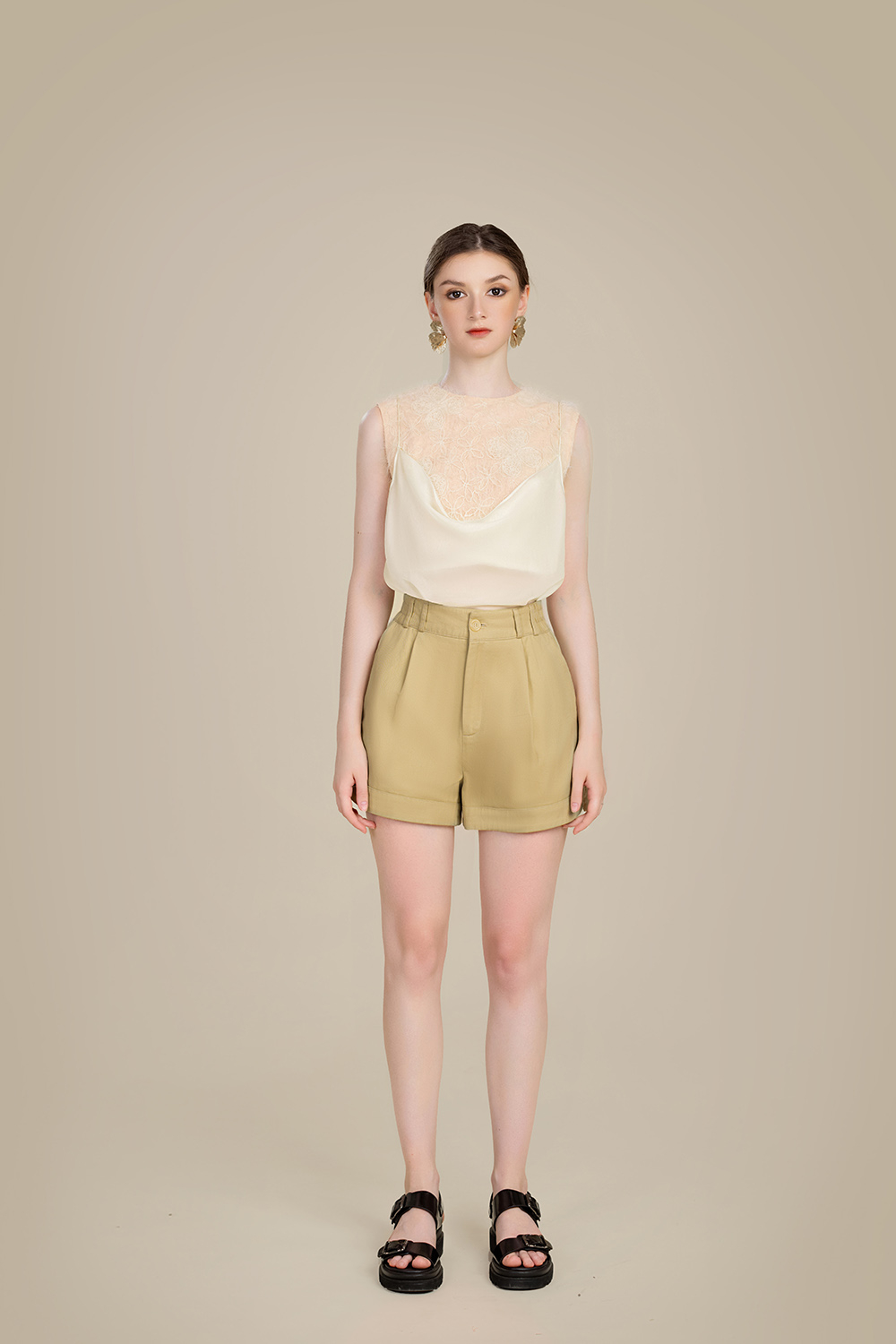 Áo croptop ren lông sát nách