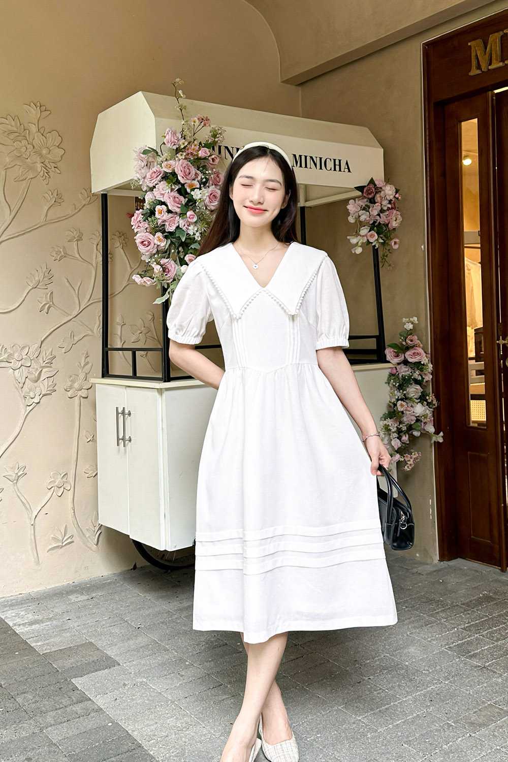 Đầm trắng babydoll cổ lá sen tay lửng HL27-39