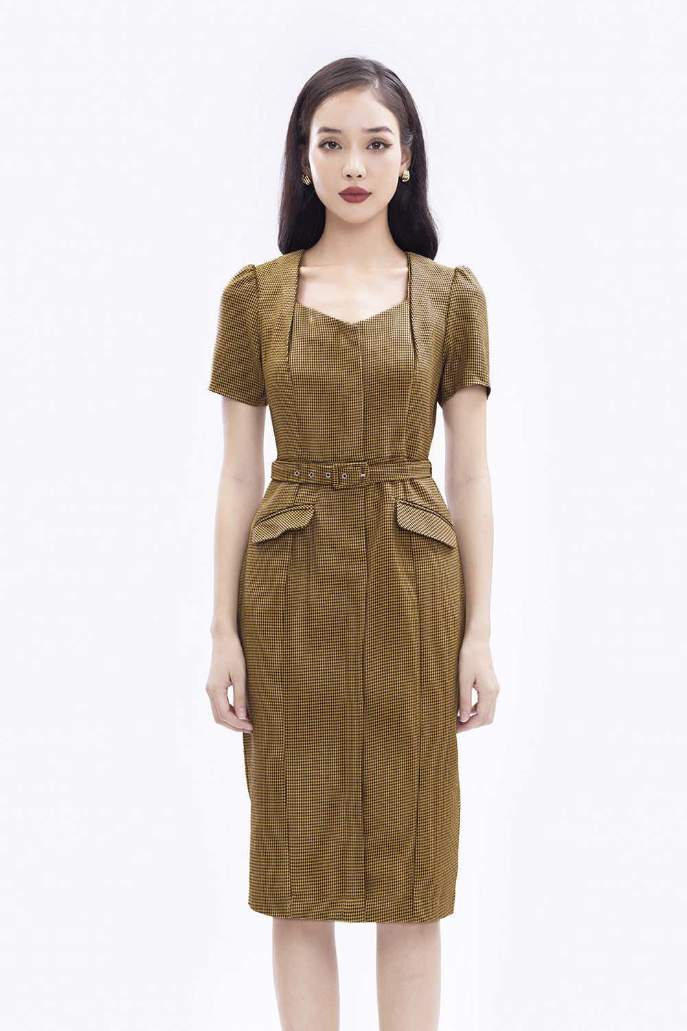 Đầm ôm body công sở cổ vuông cách điệu