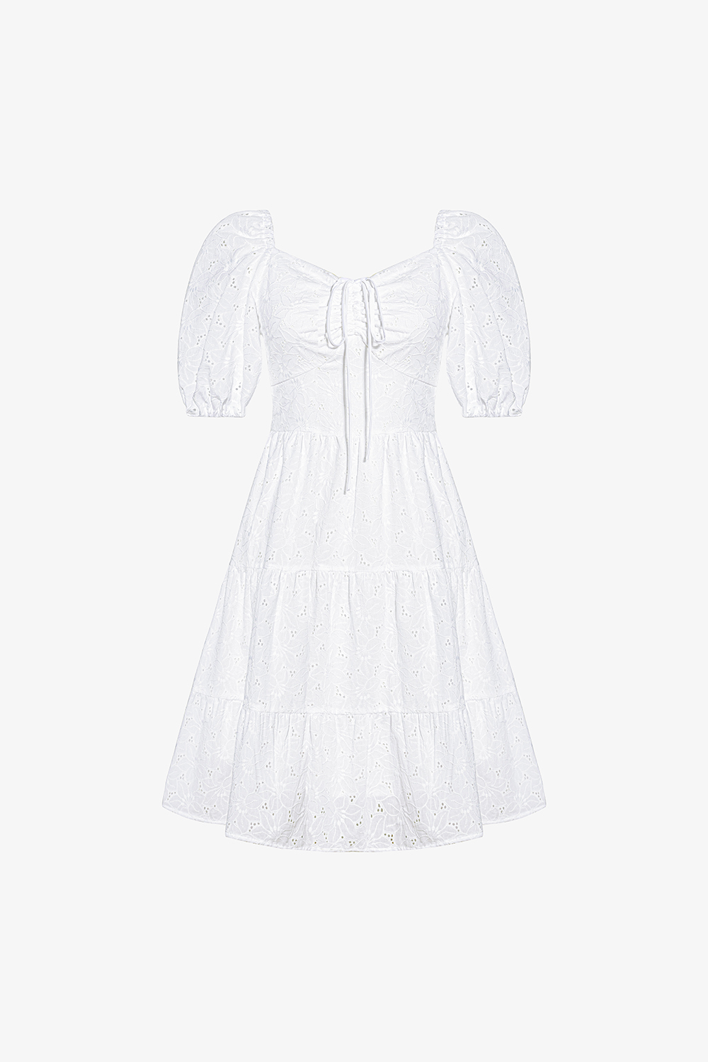 Đầm trắng dáng xòe cổ vuông nhún ngực