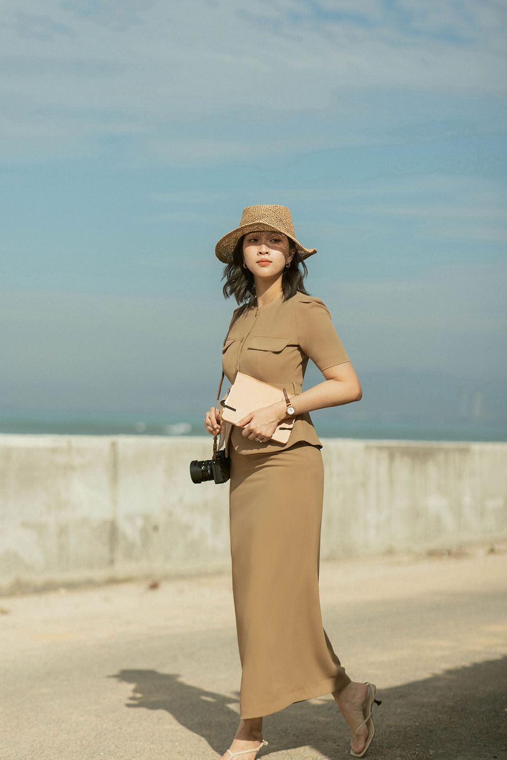 Áo kiểu peplum công sở nữ kèm belt cho người mập ASM19-39