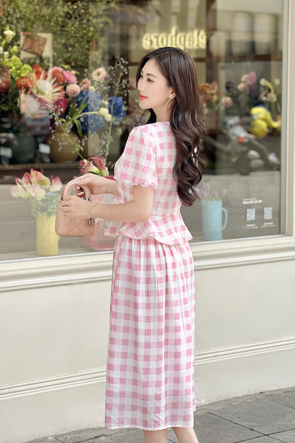 Chân váy dài dáng xòe caro trắng hồng