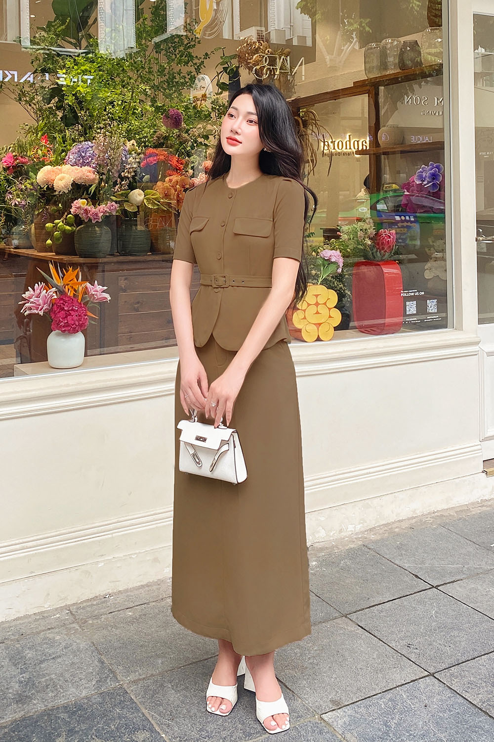 Chân váy trơn công sở dáng suông