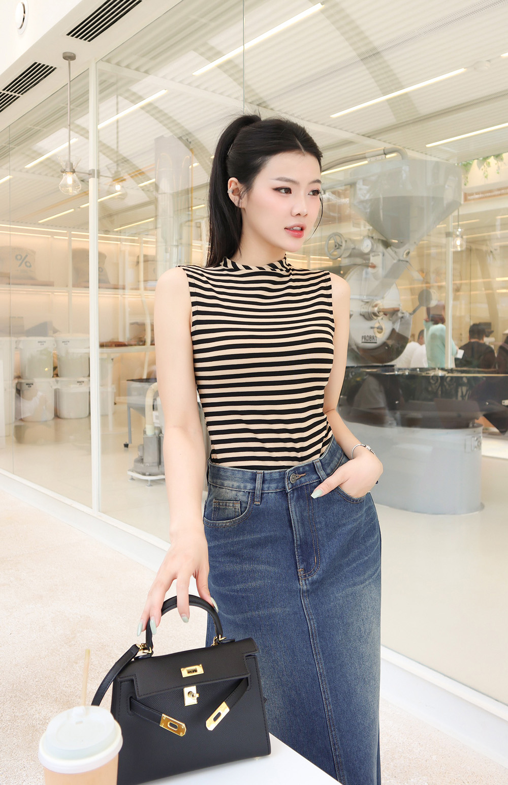 Áo thun sát nách sọc ngang cổ trụ ASM21-05