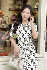 Đầm họa tiết wrap dress phối nơ eo