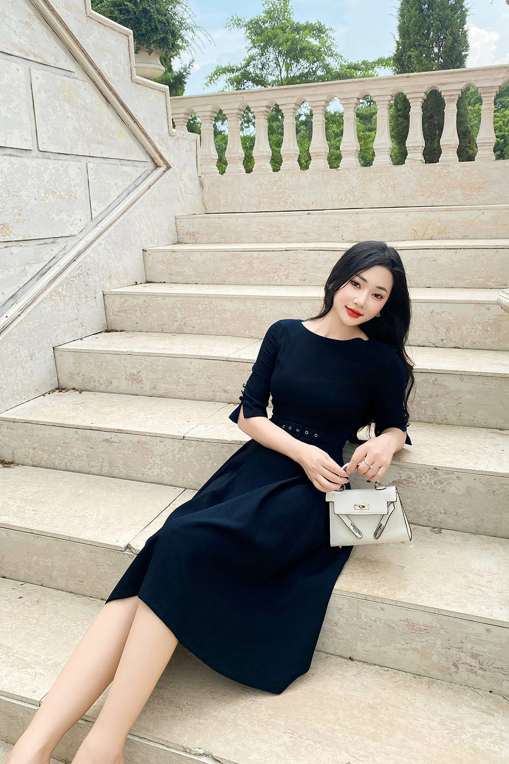 Đầm công sở xanh đen dáng xòe kèm đai eo