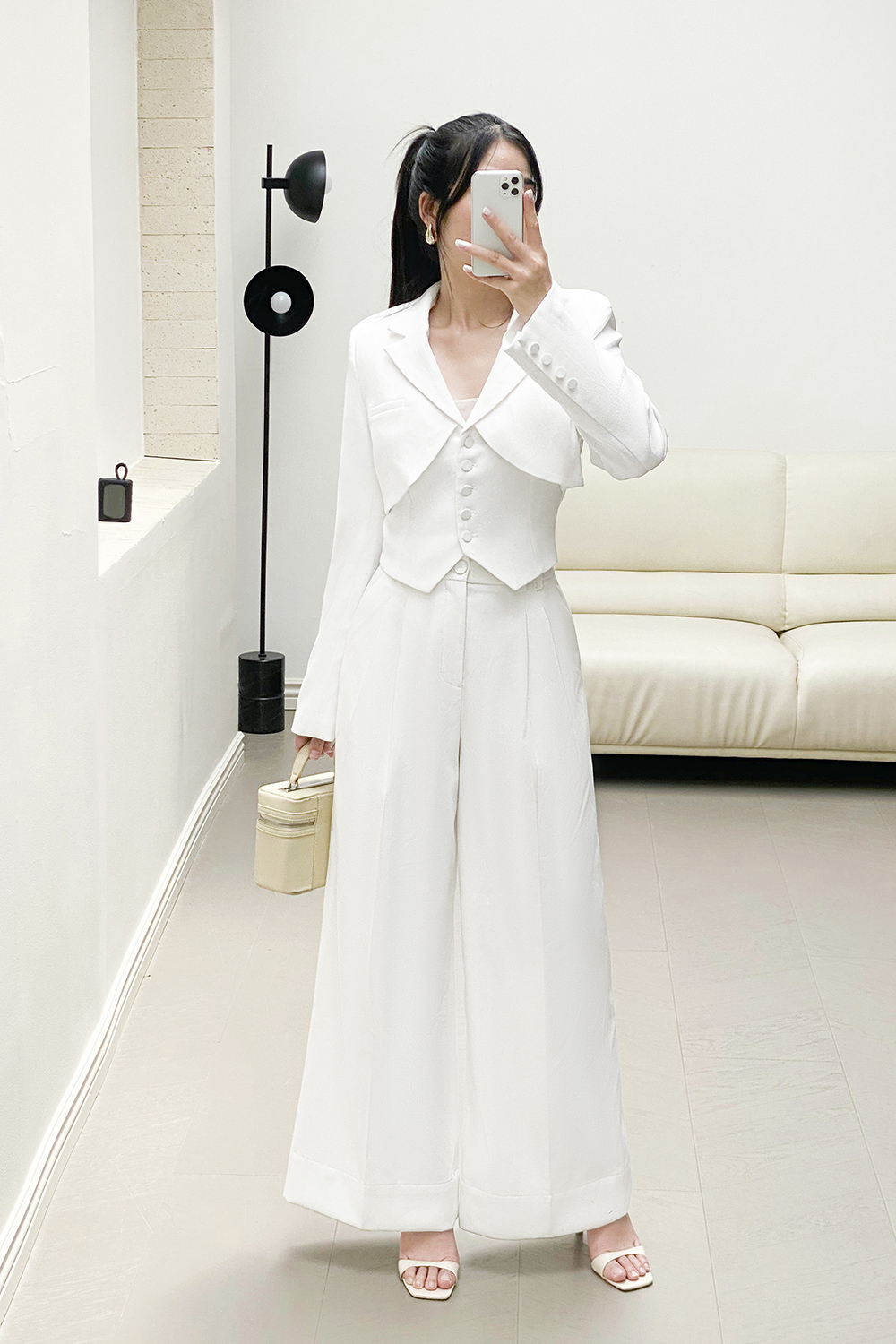 Quần dài nữ màu trắng ống suông