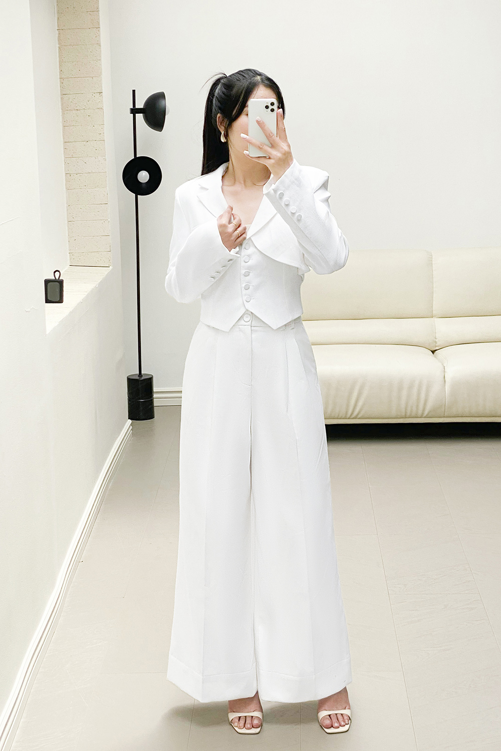 Quần dài nữ màu trắng ống suông