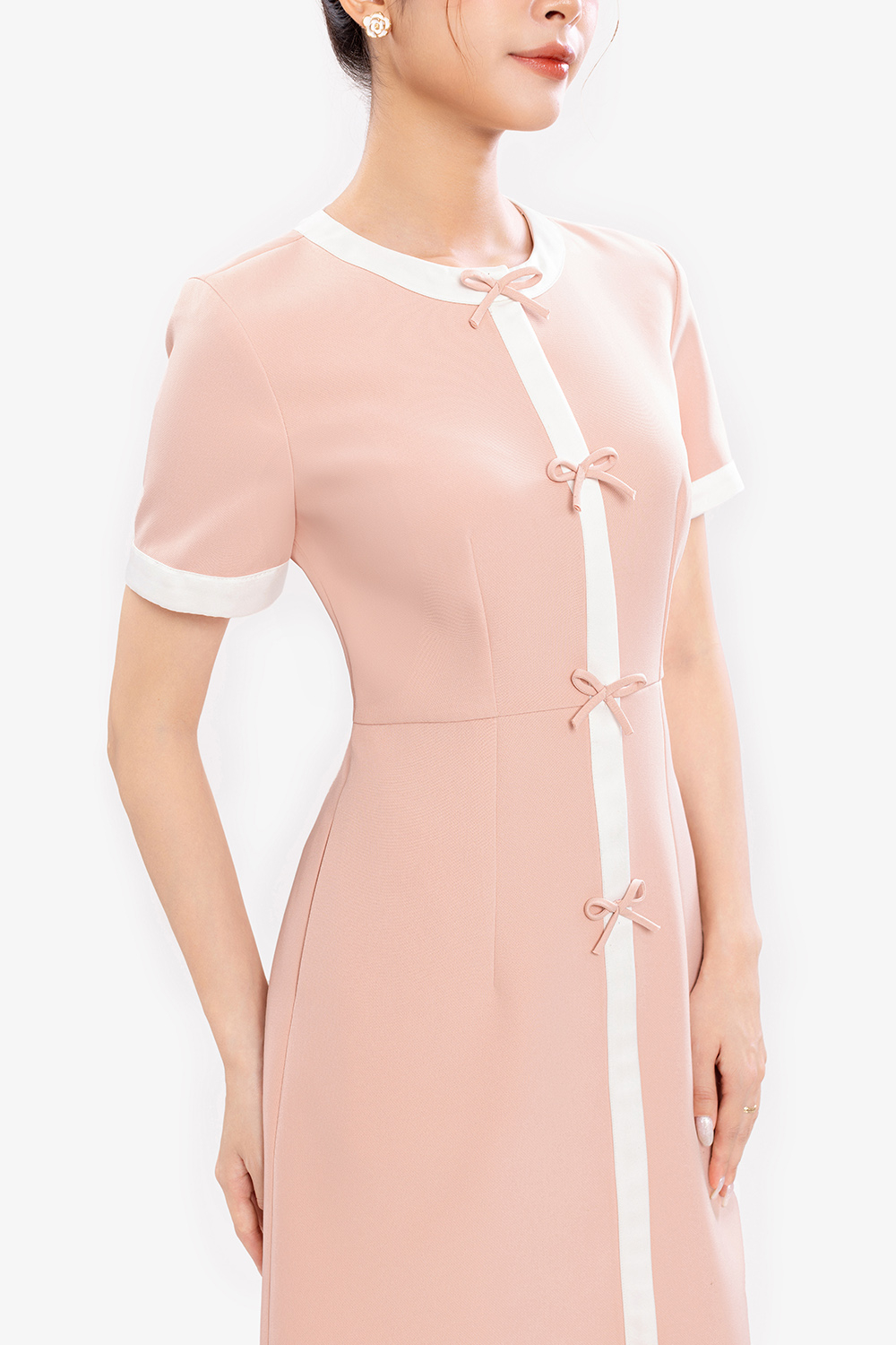 Đầm công sở chữ A màu hồng phối viền trắng