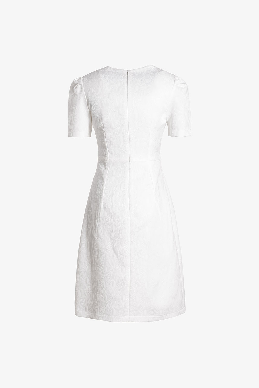 Đầm trắng dự tiệc đính cườm chữ A