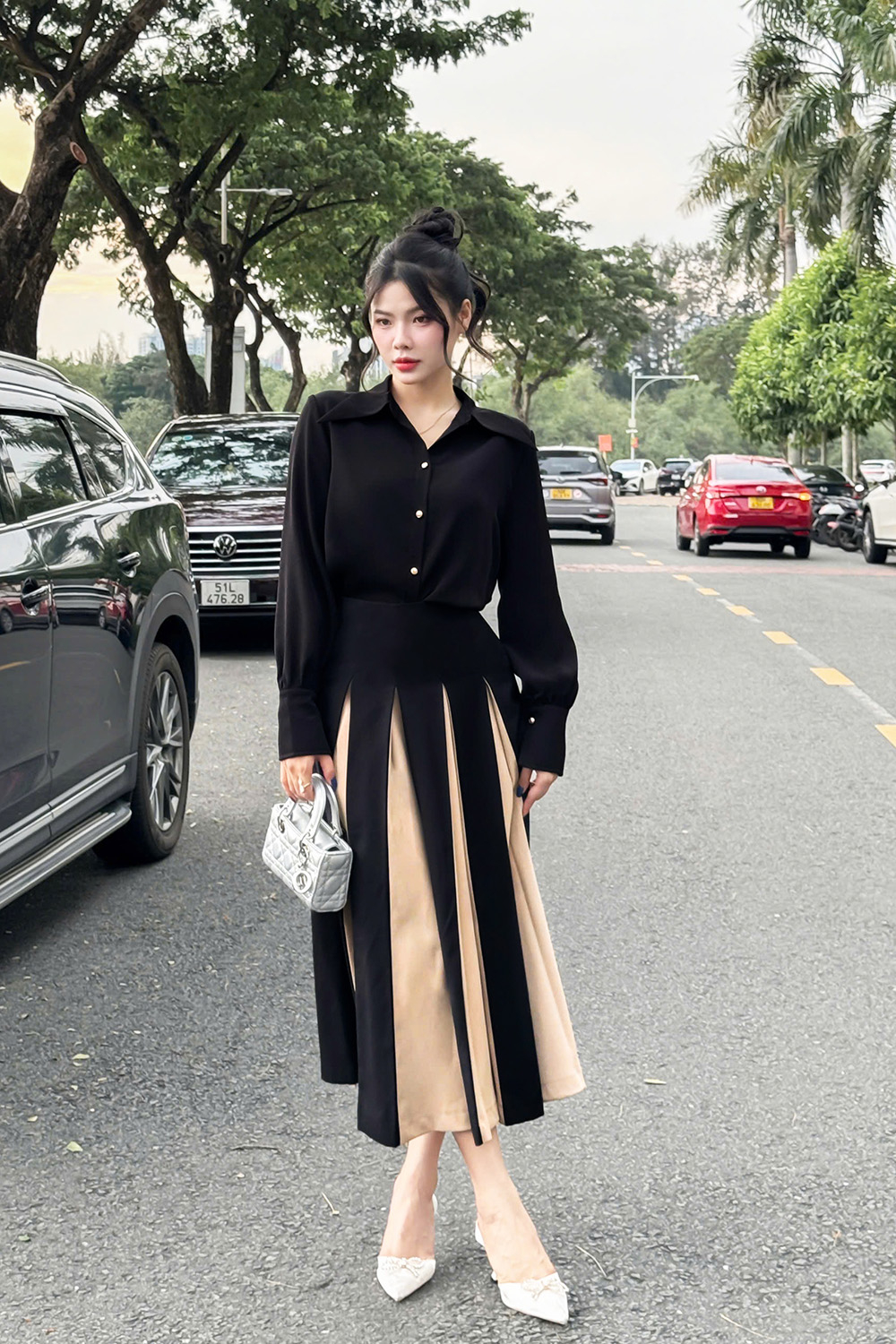 Chân váy dài dáng xòe xếp ly phối màu