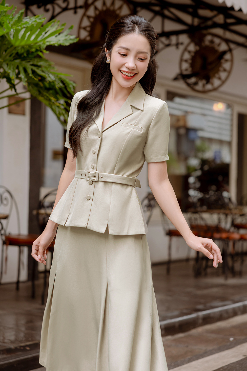 Áo kiểu công sở cổ đan tông kèm belt