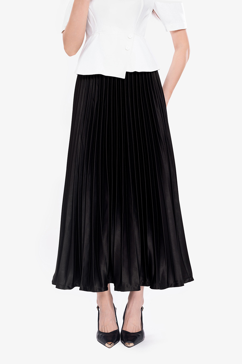 Chân váy đen xòe xếp ly dáng dài