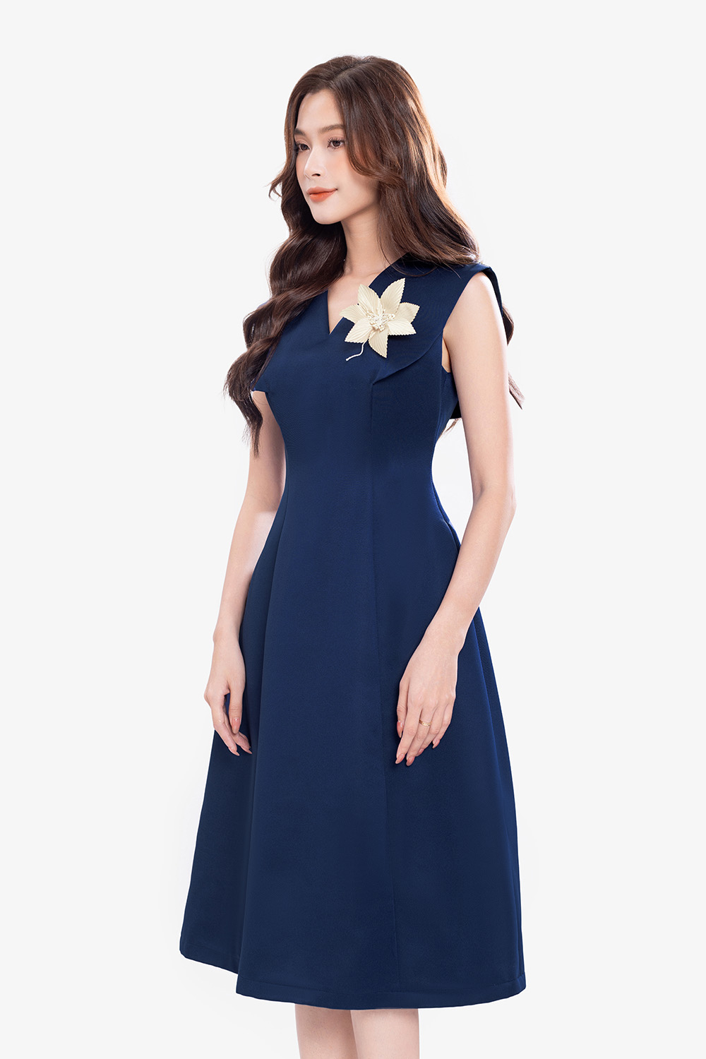 Đầm xòe dự tiệc màu xanh đính hoa KK172-16