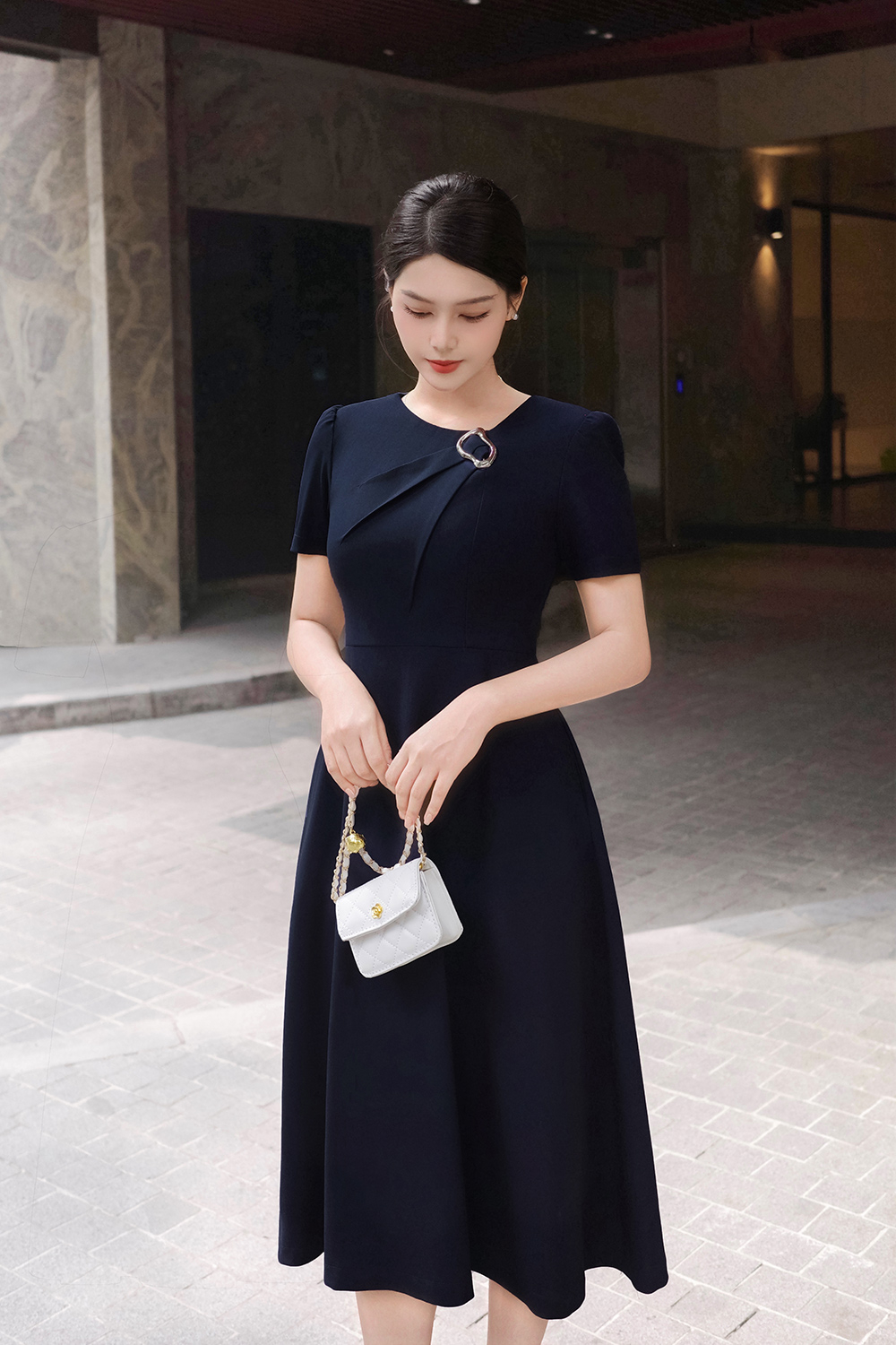 Đầm xòe công sở màu xanh đen