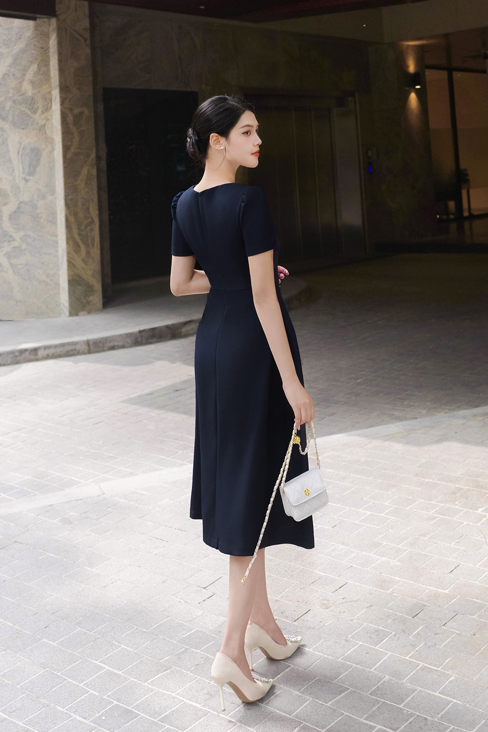 Đầm xòe công sở màu xanh đen